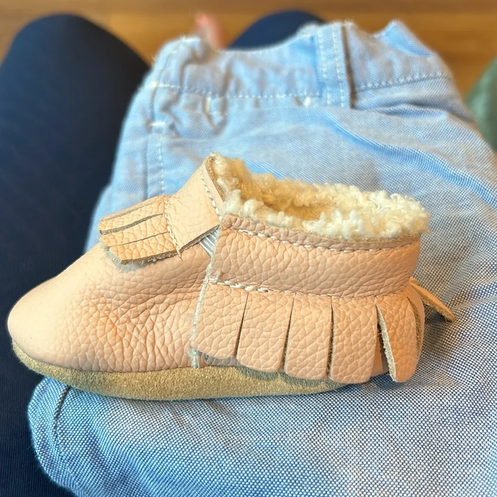 BirdRock Baby Sherpa Moccasins / Slippers‎ Size3=3/6 months